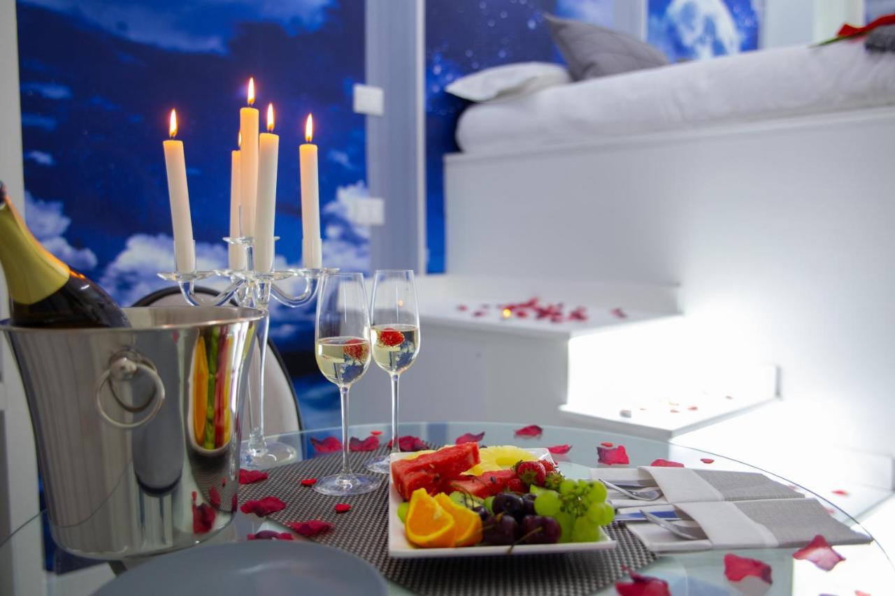 Love Suite Roma - Il Nido D'Amore — Photos 1